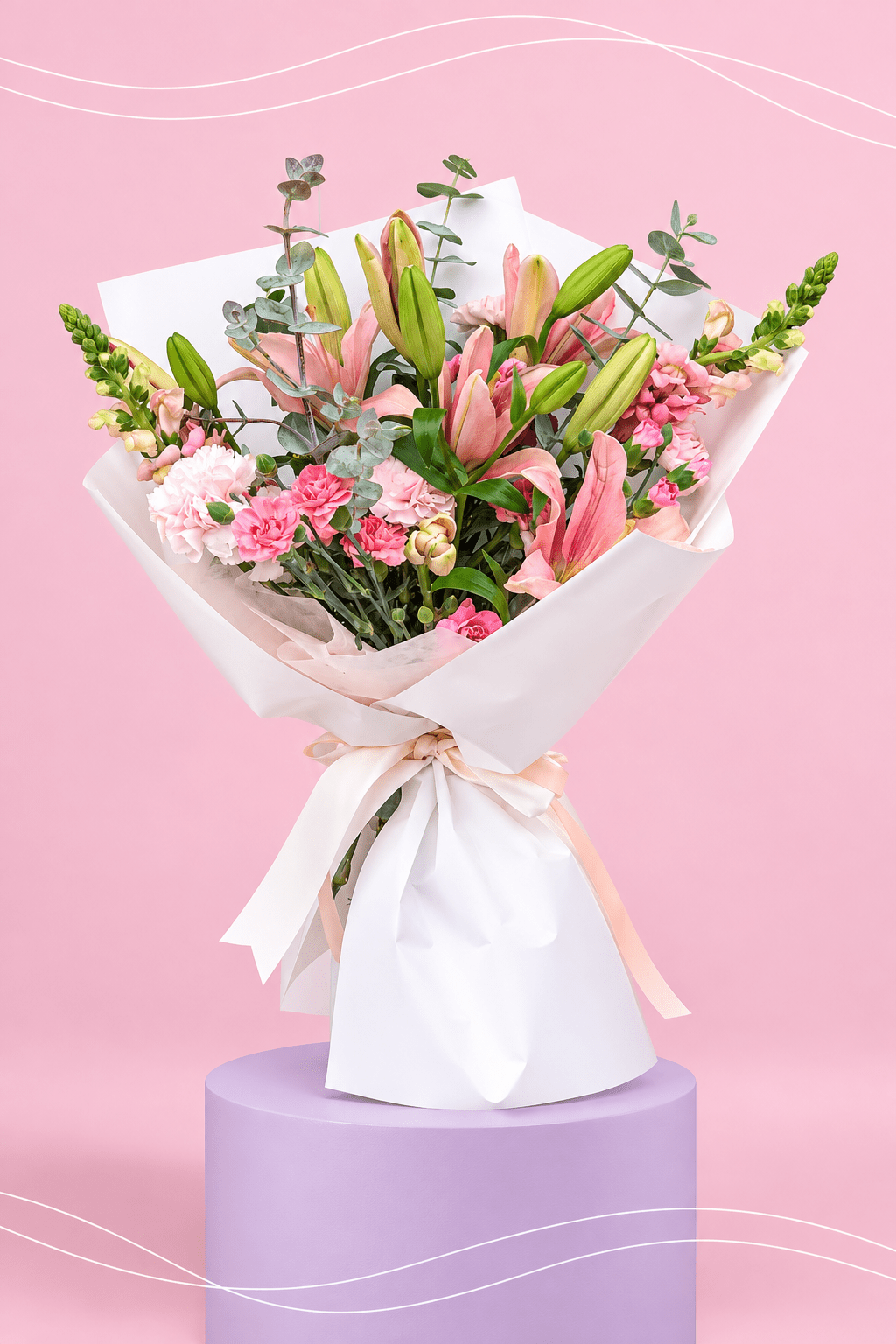 Ramo floral sobre pedestal lila