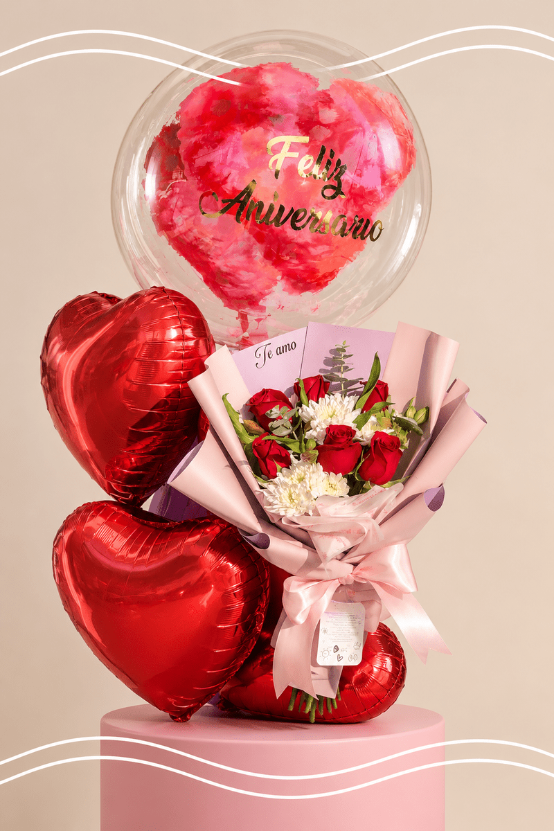 Ramo romántico con globos y rosas